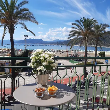 House La Baia Delle Favole By Holiday World Sestri Levante Exterior photo